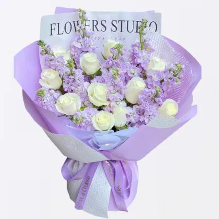 紫の優雅-白いバラ11本と紫の茎10本