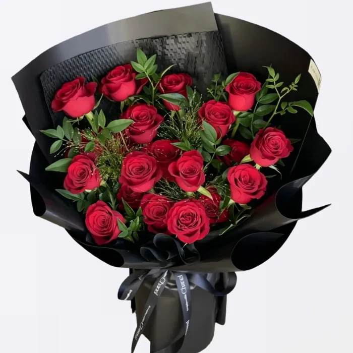 Ewige Liebe - Blumenstrauß mit 19 roten Rosen