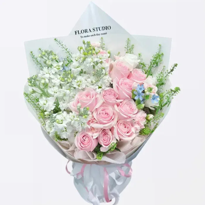 Herzklang · 11 rosa Rosen & Fliederstrauß