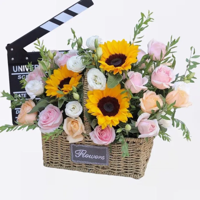 Cesto di Fiori Misto di rose Girasoli A109