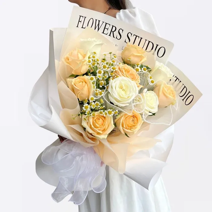 11 Mixed Champagne White Rose A116