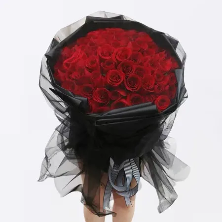 Confessione di Amore Profondo Rose Rosse a Hong Kong o Macau B108