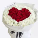 Zeitlose Liebe 99 rote und weiße Rosenstrauß