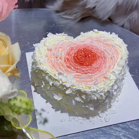 Heart-Shaped Cake Delivered to China D119