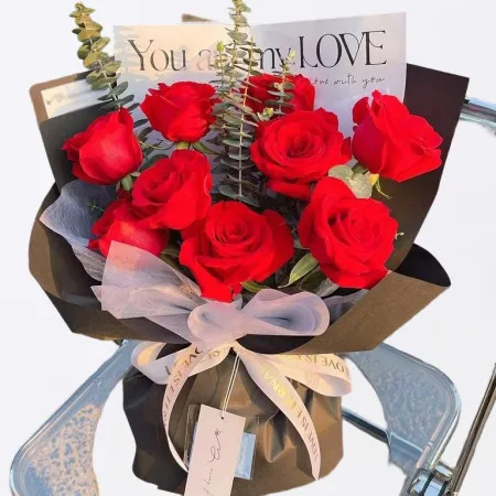 9 Red Roses A135