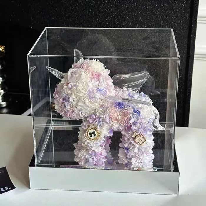 Unicorno con Ortensie Viola Preservate G121