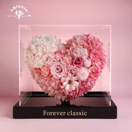Natural Heart-Shaped Preserved Flower Gift Box G126