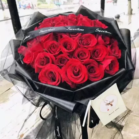 33 red ROSES TO HONG KONG OR MACAU B103