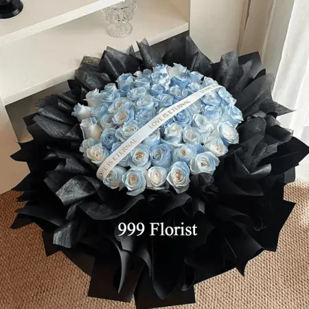 99本のアイスブルーのバラの花束 A221