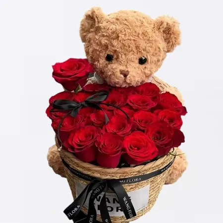 11Bouquet de Roses Teddy Bear Hug A162