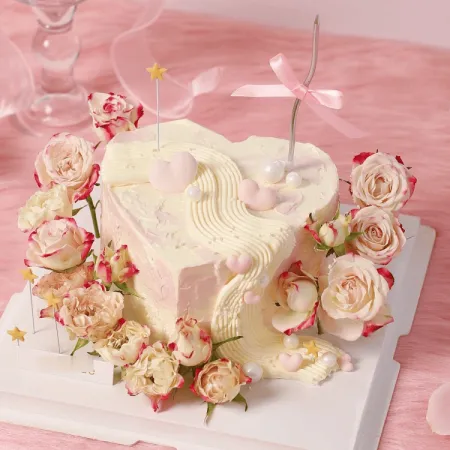 520 Valentine's Day Heart-Shaped Floral Cake D135