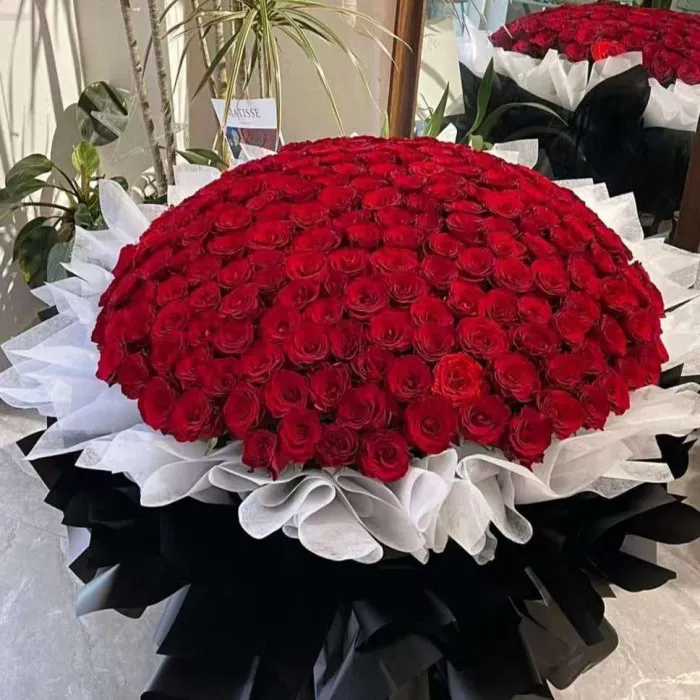 Букет из 365 Красных Роз A237