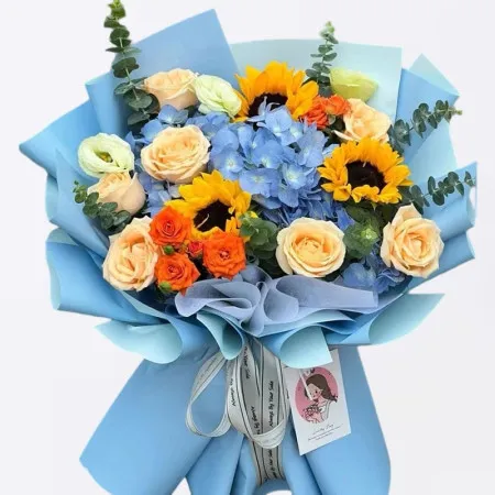 Ramo de Hortensia Azul y Rosa Champagne A252