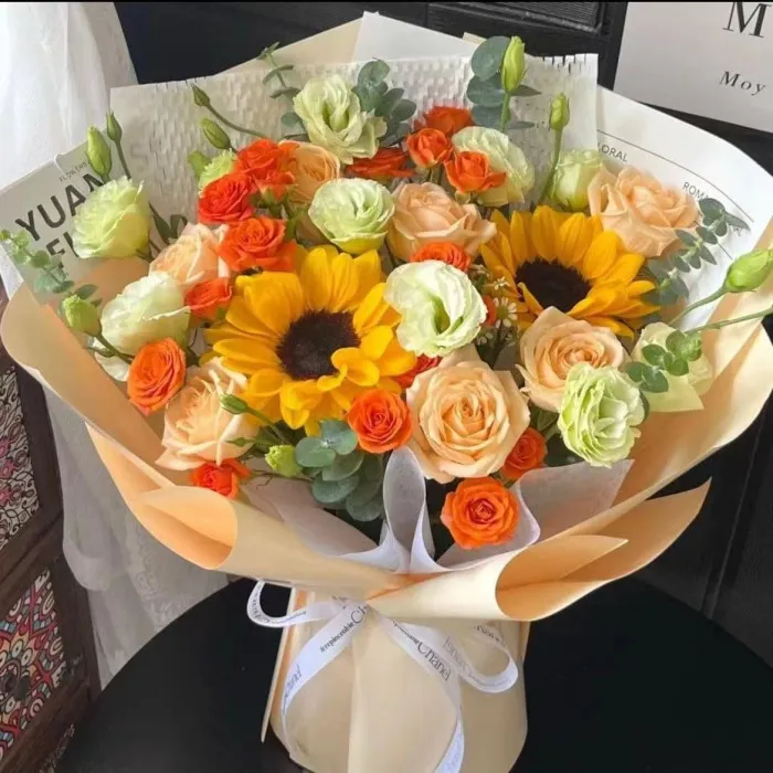 2 Girasoli e Rose Champagne A127