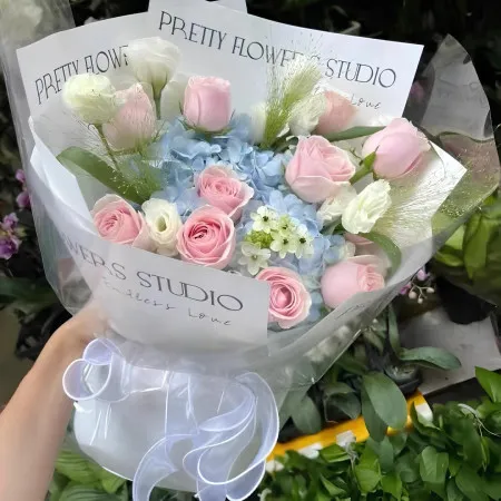분홍 장미와 파란 자수볼 혼합 A147