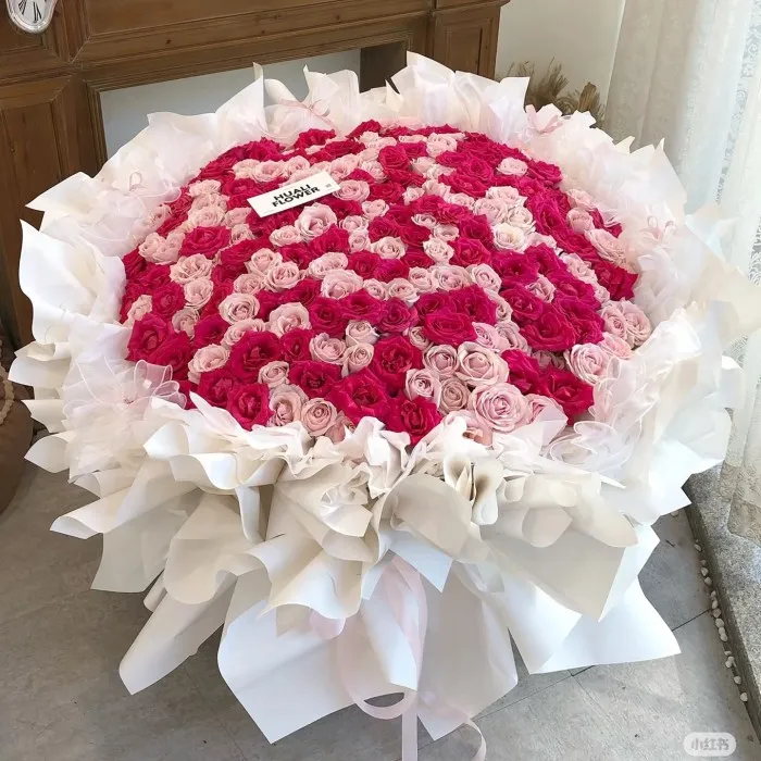 Wahre Liebe – Strauß aus 199 gemischten Rosen
